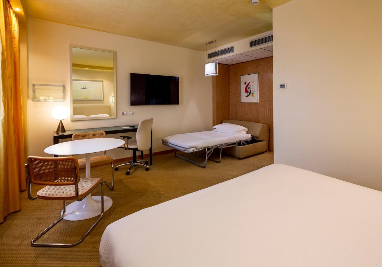 Crowne Plaza Padova By Ihg Hotel Bagian luar foto
