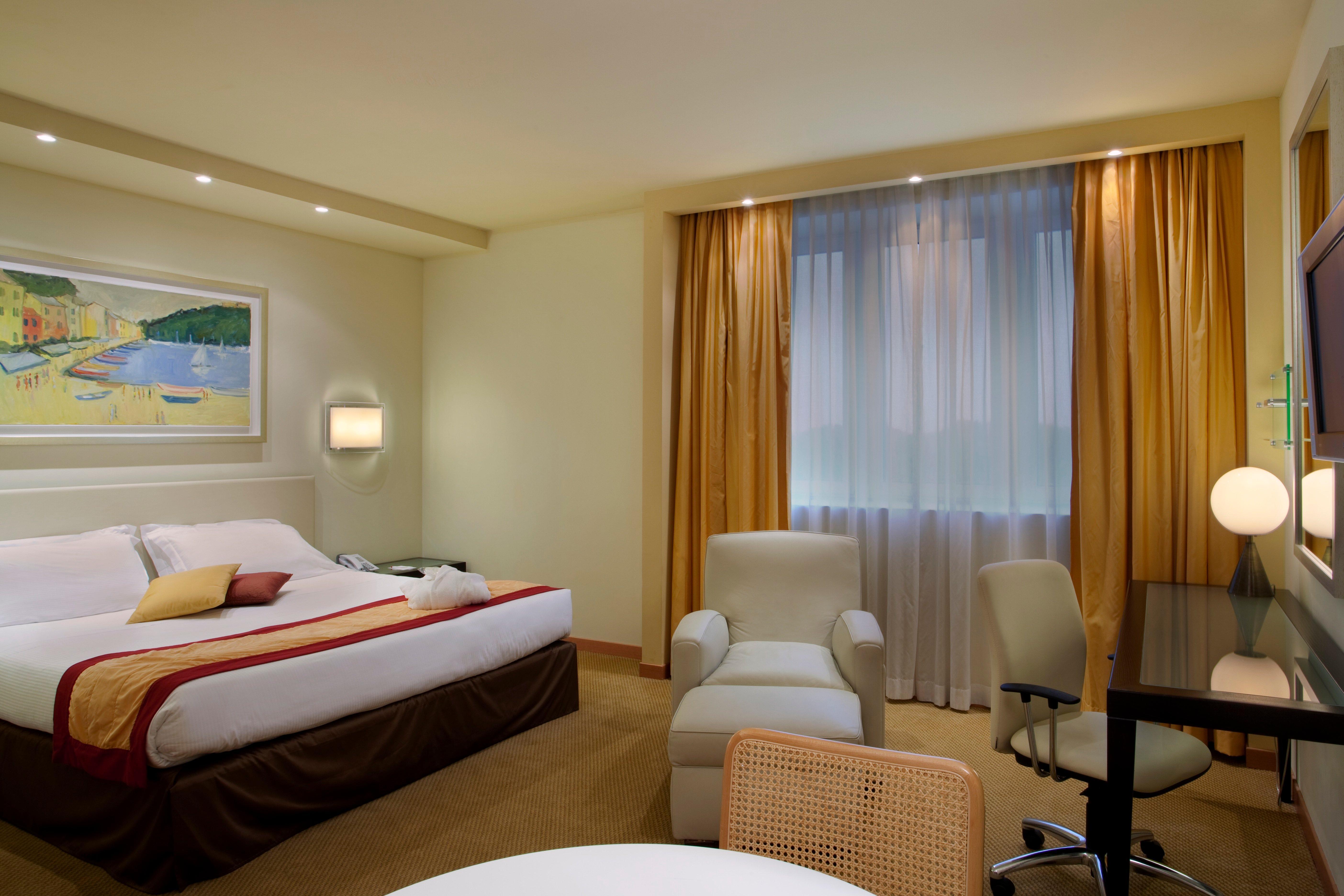 Crowne Plaza Padova By Ihg Hotel Bagian luar foto
