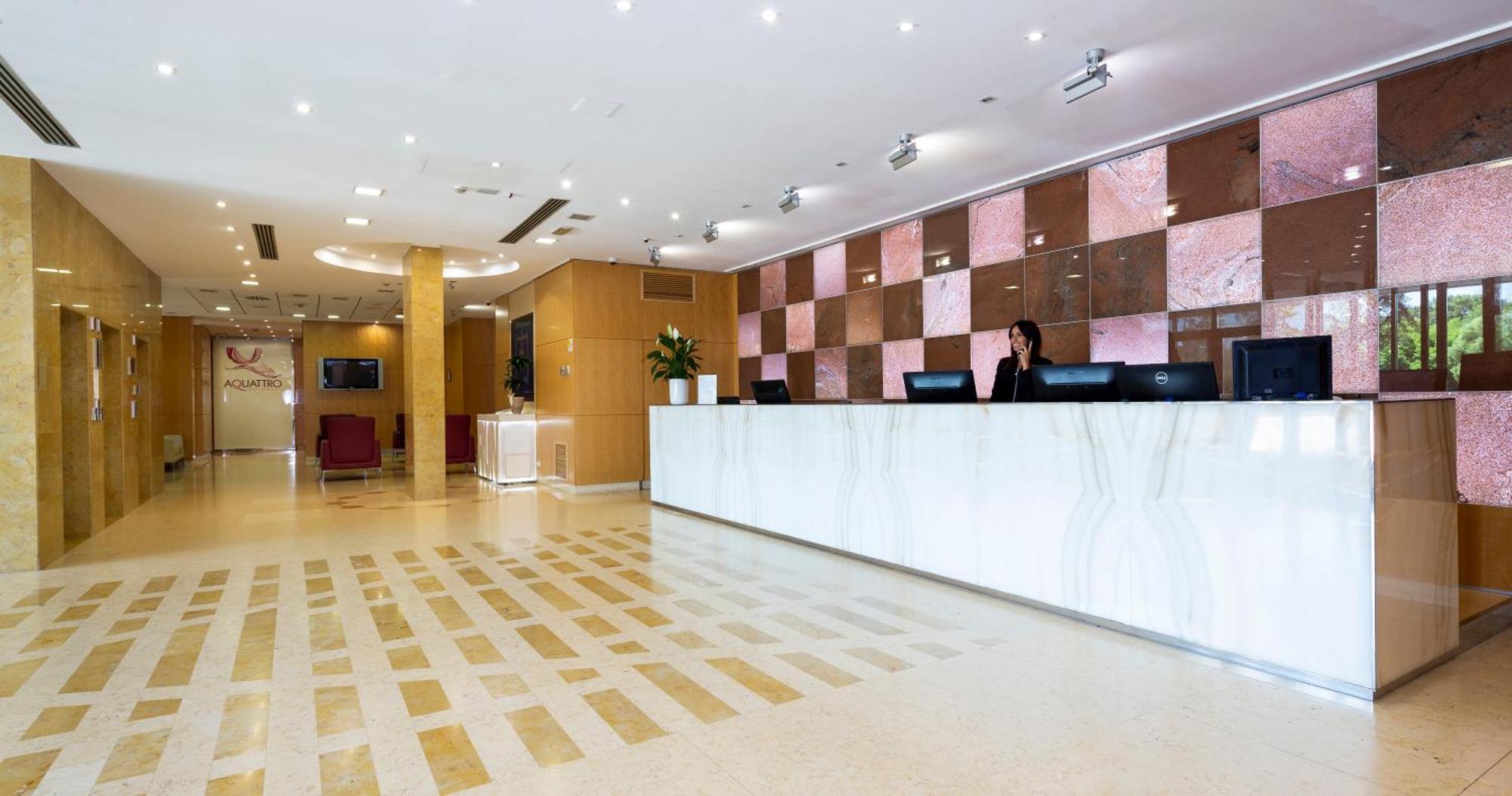Crowne Plaza Padova By Ihg Hotel Bagian luar foto