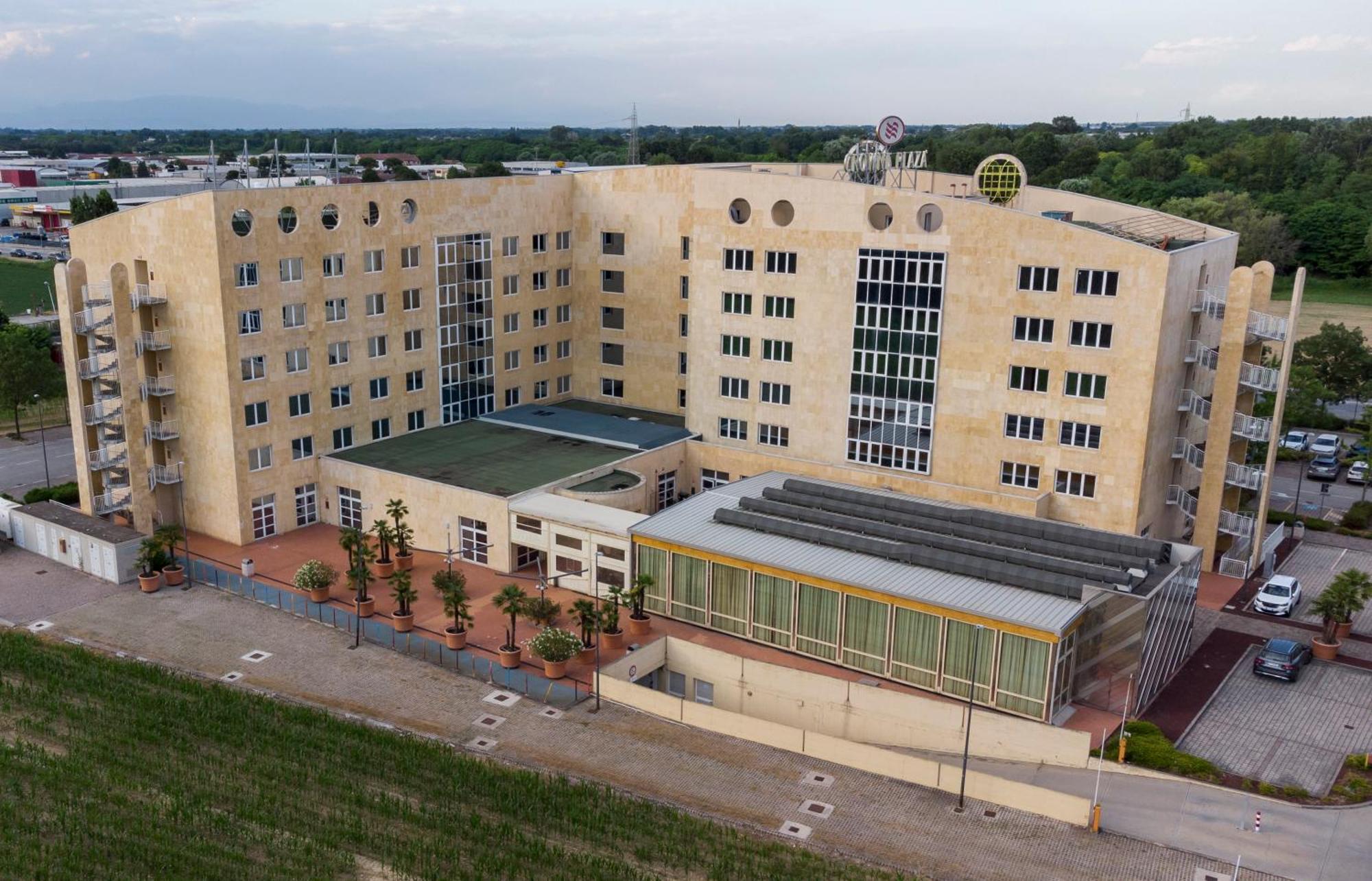 Crowne Plaza Padova By Ihg Hotel Bagian luar foto