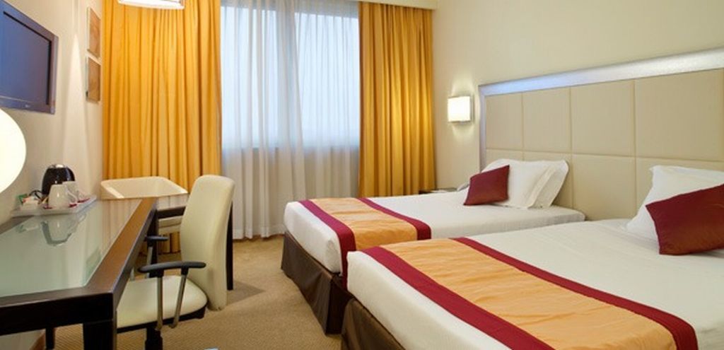 Crowne Plaza Padova By Ihg Hotel Bagian luar foto