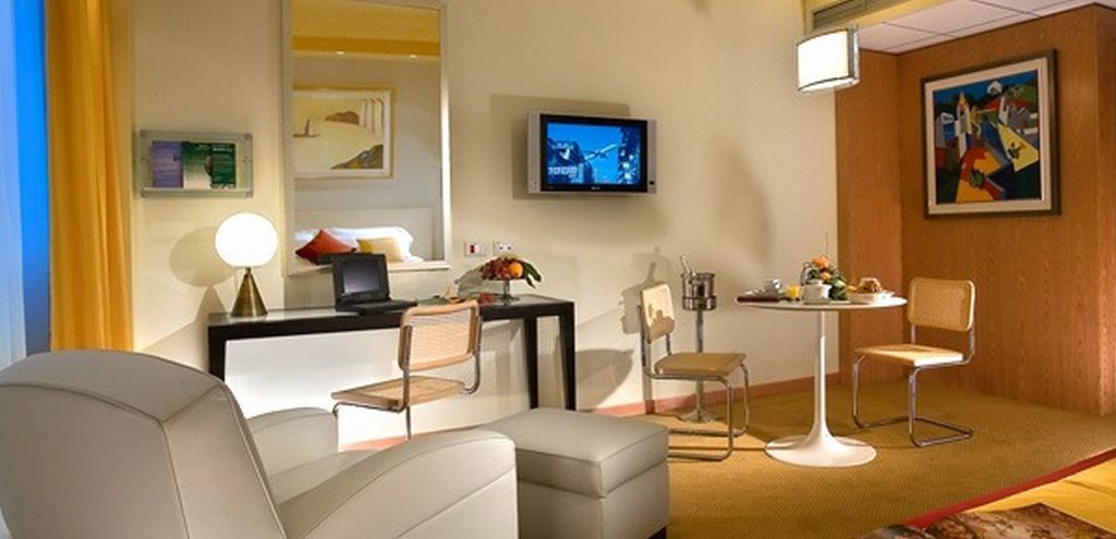 Crowne Plaza Padova By Ihg Hotel Bagian luar foto